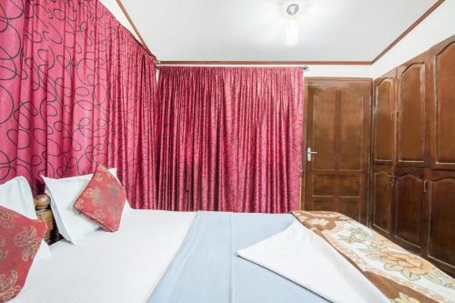 2 Br Houseboat For 6 By Guesthouser 