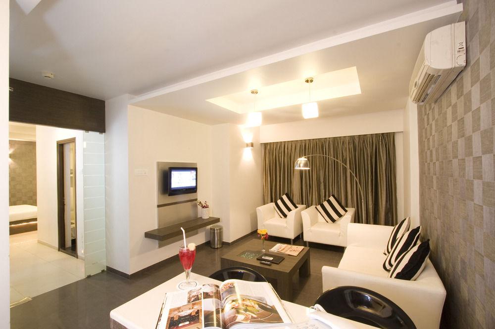 Citrus Hotel Kolhapur 