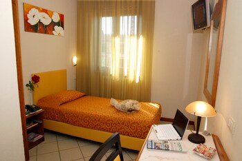 Hotel Marzia Guestroom