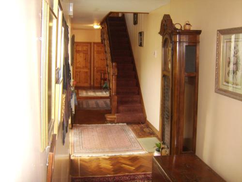 An Dooneen The Hurley Farm B&b 