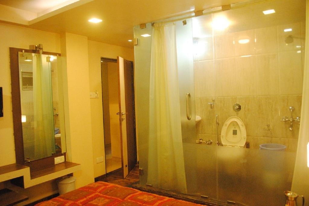Hotel Megh Madhur 