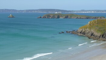 Ty Bihan De L'aber Beach