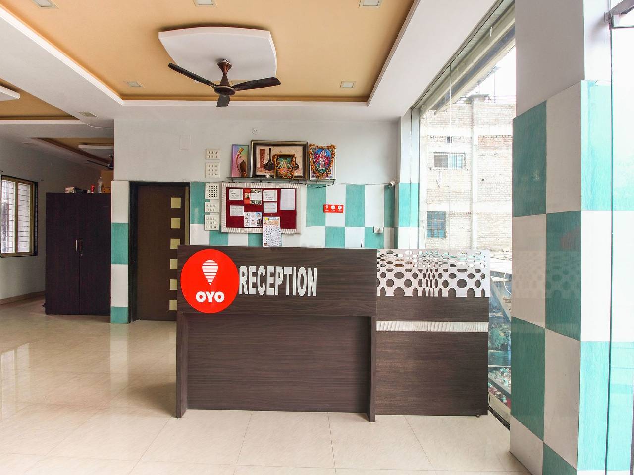 Oyo 12355 Hotel New Jagdamba Lodging 