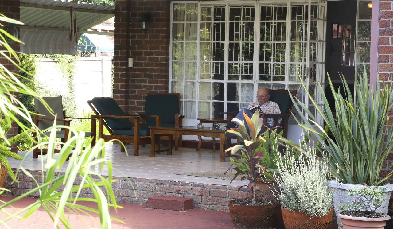 Sunbird Guest House 