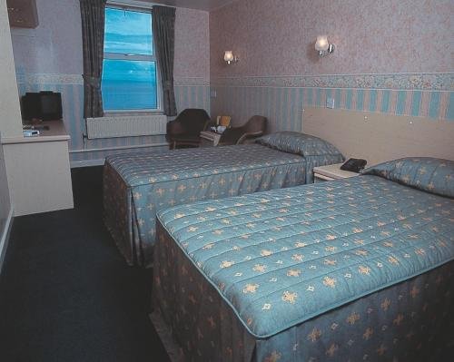 Headway Hotel 