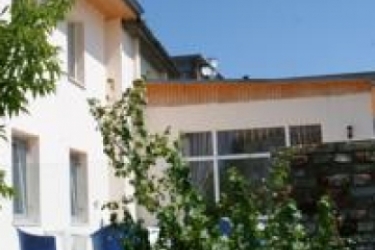 Hotel Garni Am Überseehafen Rostock (هتل گارنی آم Üبرسیهافن روستوک) 