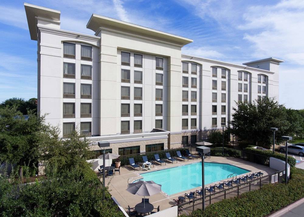 Hampton Inn Dallas Irving Las Colinas - photo 2