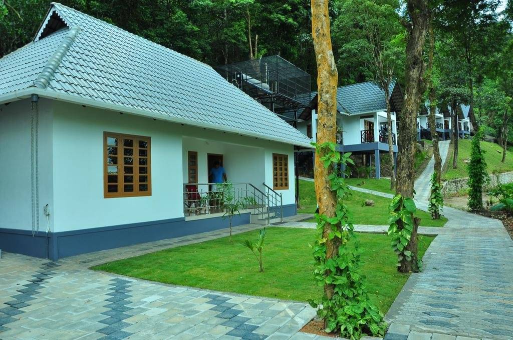 Woodrose Resort 
