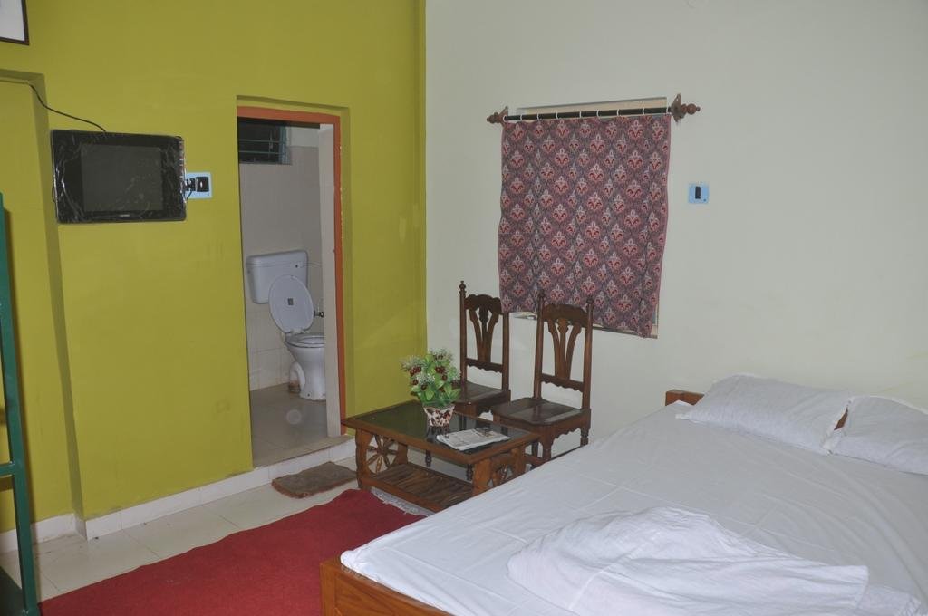 Shanti Neer Lodge 