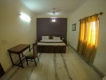 Hotel The Orion Gopal Bhawan (هتل  اوریون گوپال بهاوان) Guestroom