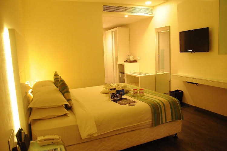 Oyo Rooms Convent Road Tiruchirapalli 
