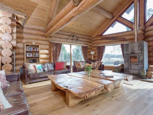 Mountain Bear Lodge 
