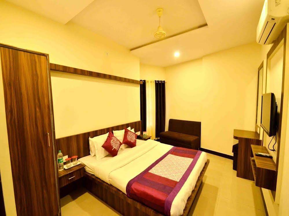 Hotel Ashoka Palace Ujjain 