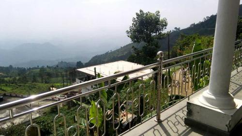 Amaya View Guest Inn 