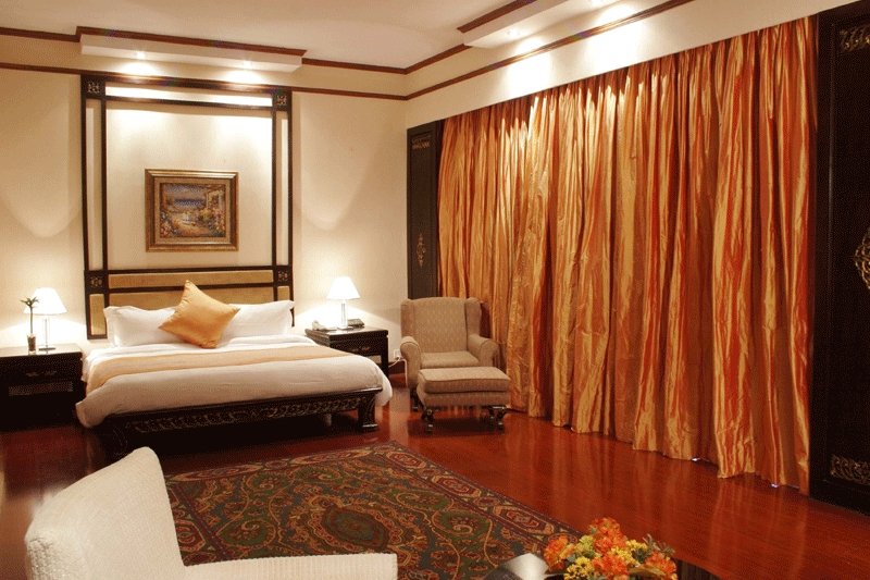Palms Hotel 