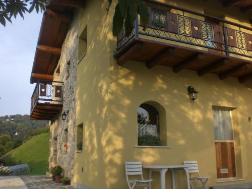 Bed And Breakfast Montino (بد اند بریكفاست مونتینو) 