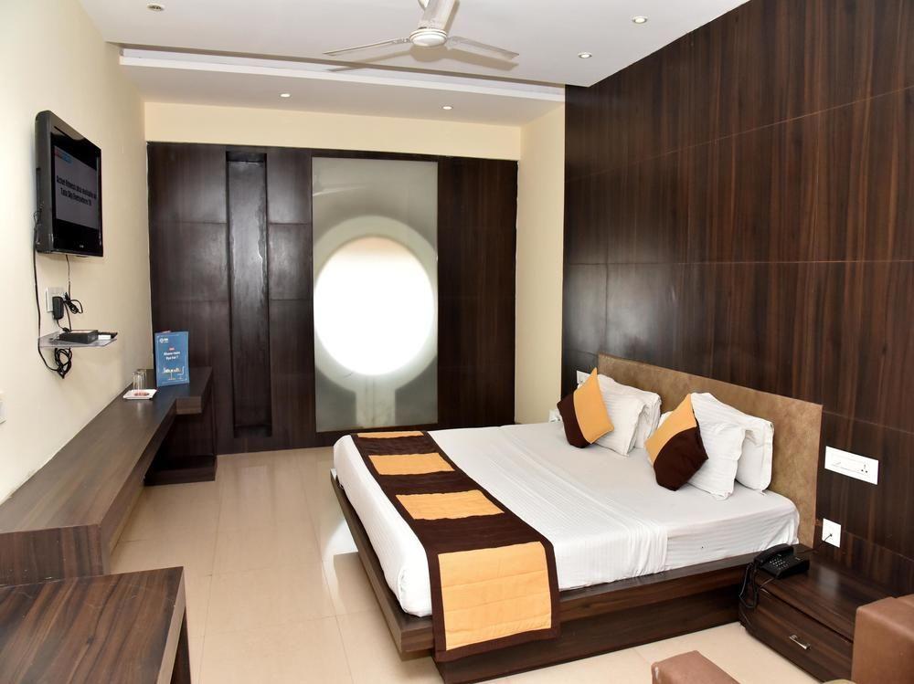 Oyo Rooms Sector 11 Panchkula 
