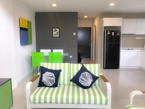 Family Duplex Condo@sunway (فامیلی دوپلکس كوندو@سونوی) 
