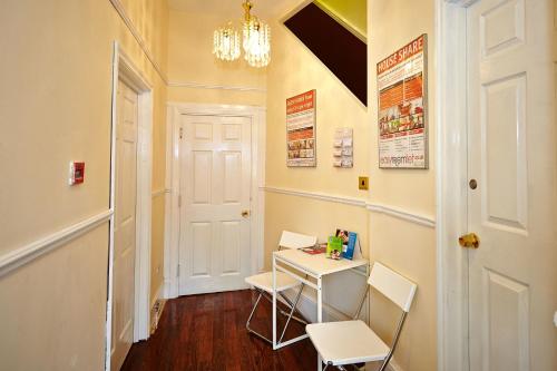 Easyroomlet 