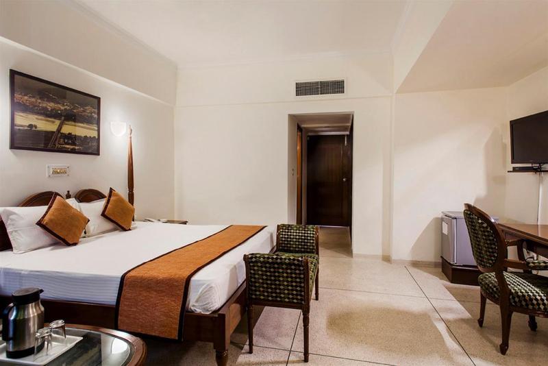 Alpana Hotel General view