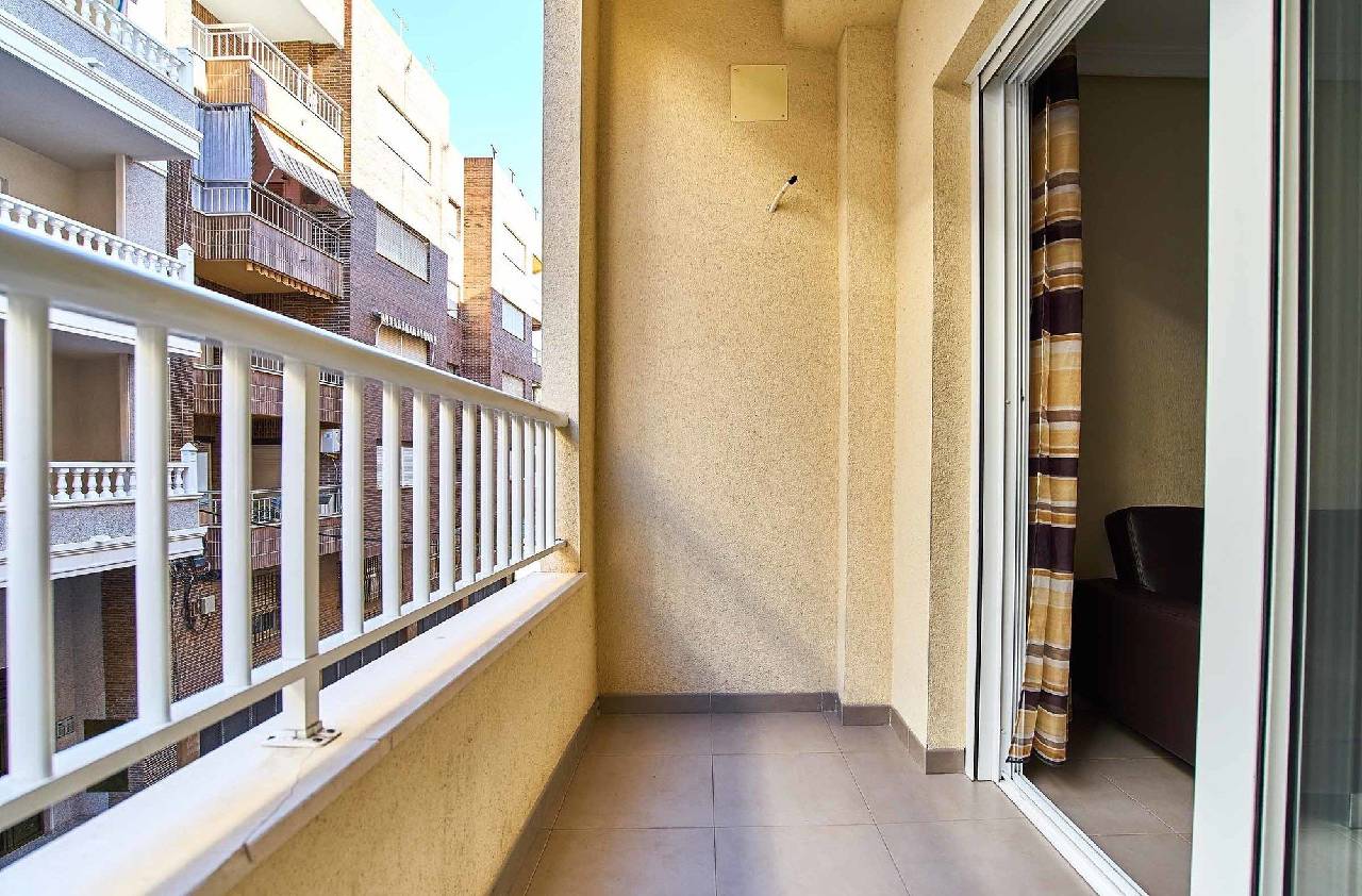 Espanhouse Ramon Gallud 218 