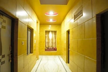 Hotel Qutub Villa 