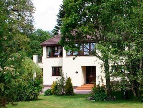 Riverside Lodge Gardens (ریورسید لاج گاردنس) 