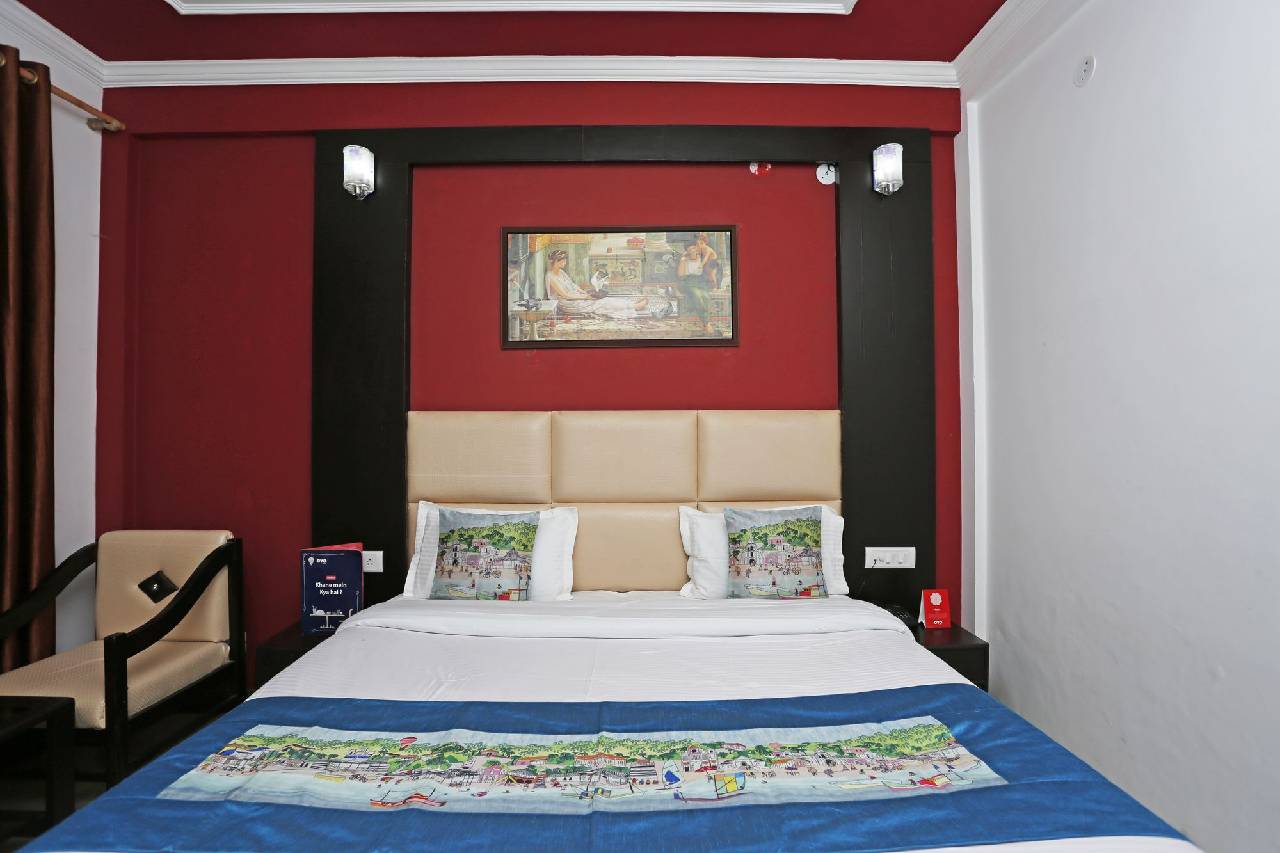 Oyo Rooms 086 Near Picture Palace 