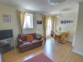 Holiday Home Whitepost (هالیدی هوم ویتپوست) 