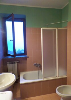Appartamento Raffaello Bathroom