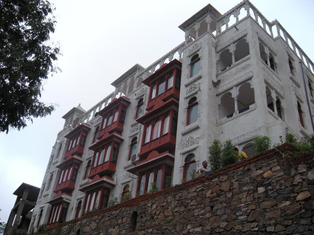 Hotel Rajgarh 