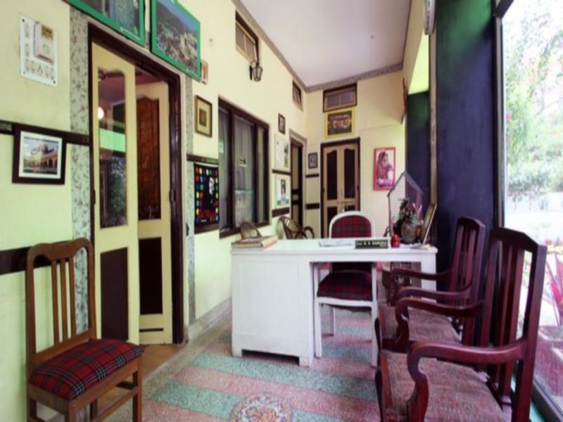 Hotel Yuvraj Kothi Rao 