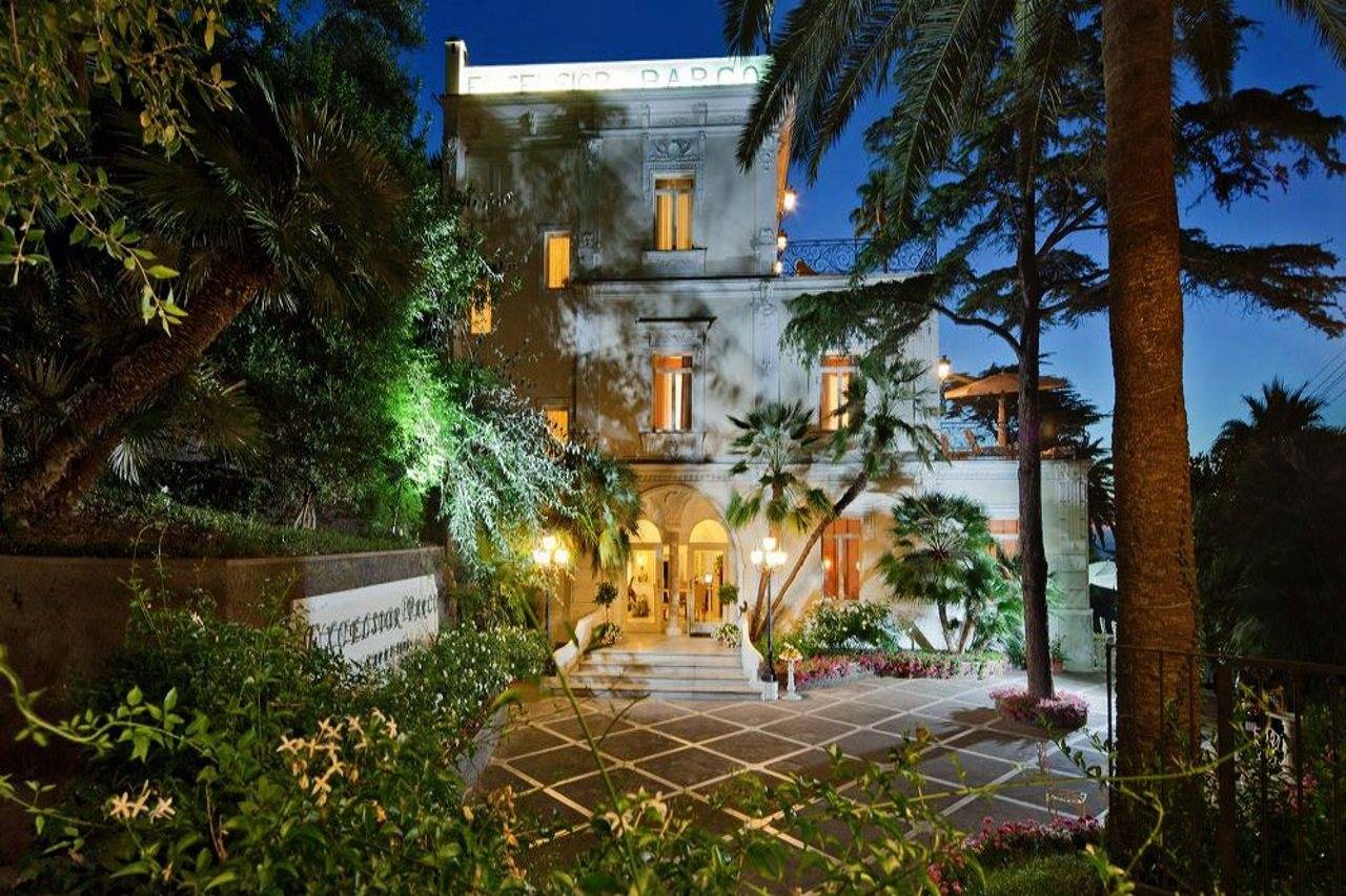 Luxury Villa Excelsior Parco 