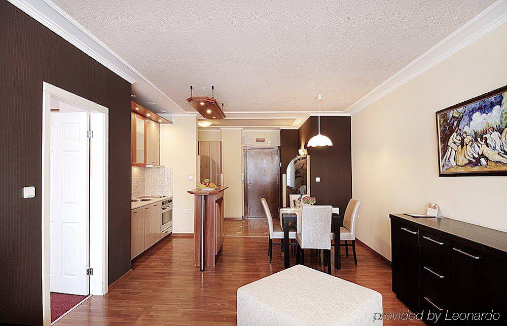 Apartment House Sofia (آپارتمان هاوس سوفیا) 