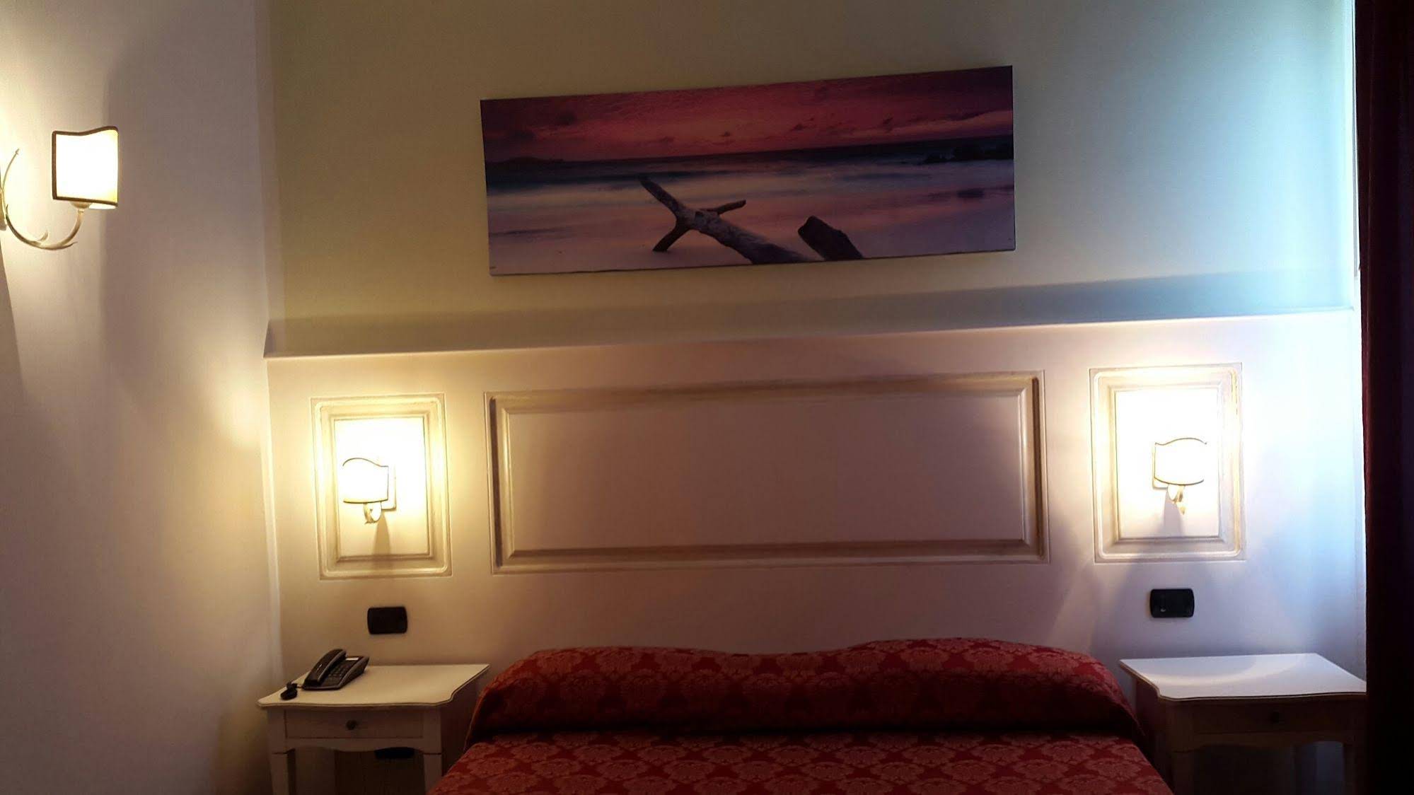 Hotel Mediterraneo 