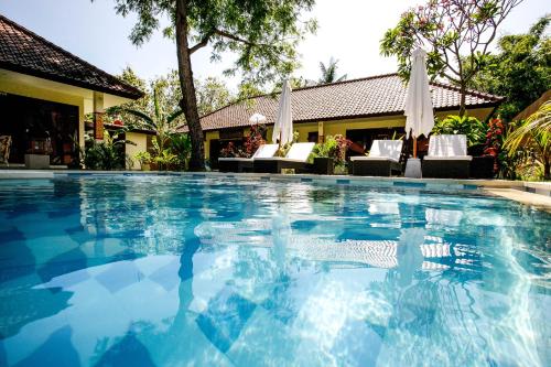 Mimpi Nyata & Dive Center 