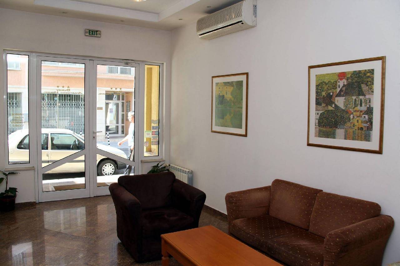 Dunav Apartment House 