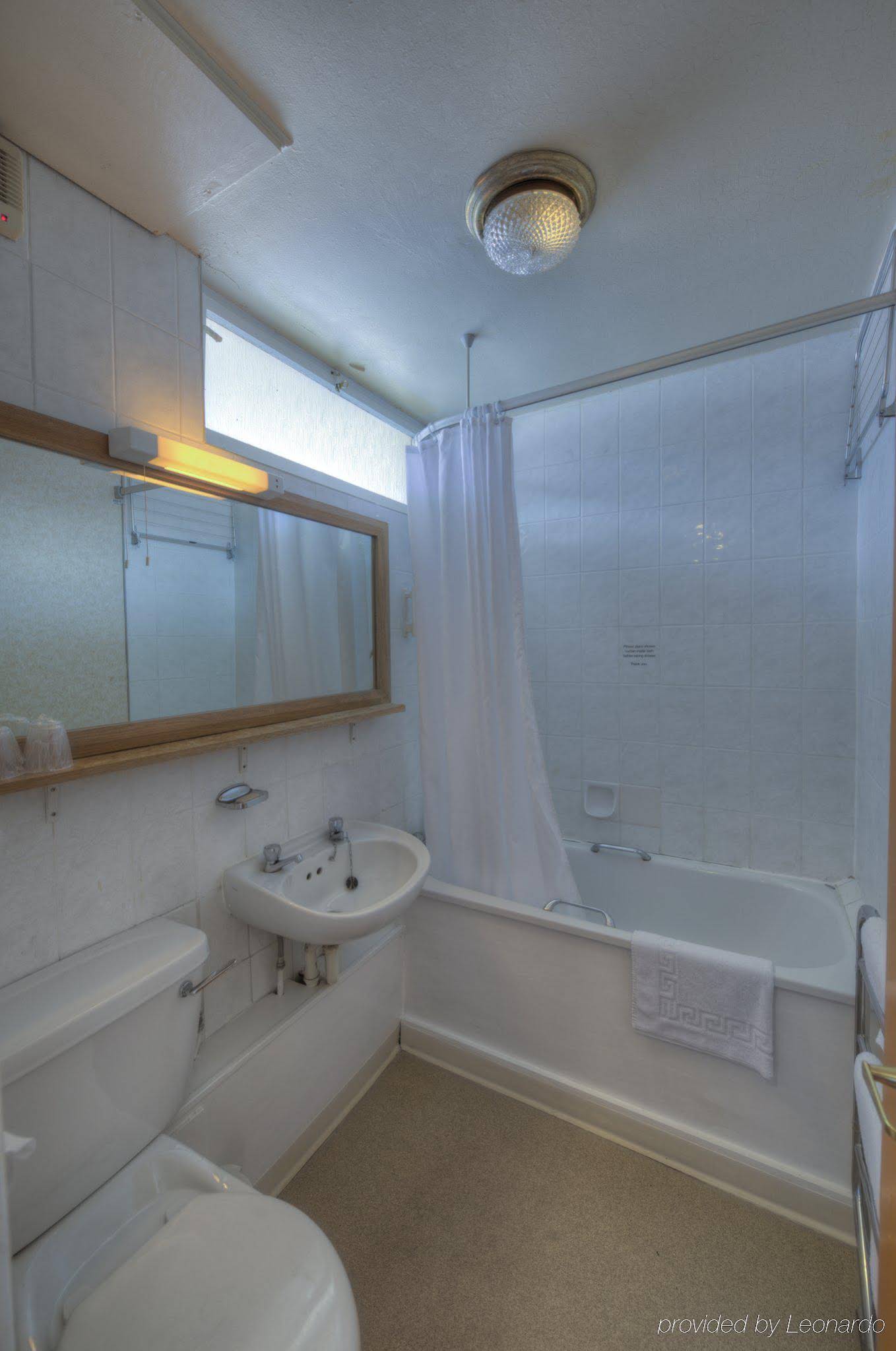 Longshoot Inn By Good Night Inns 