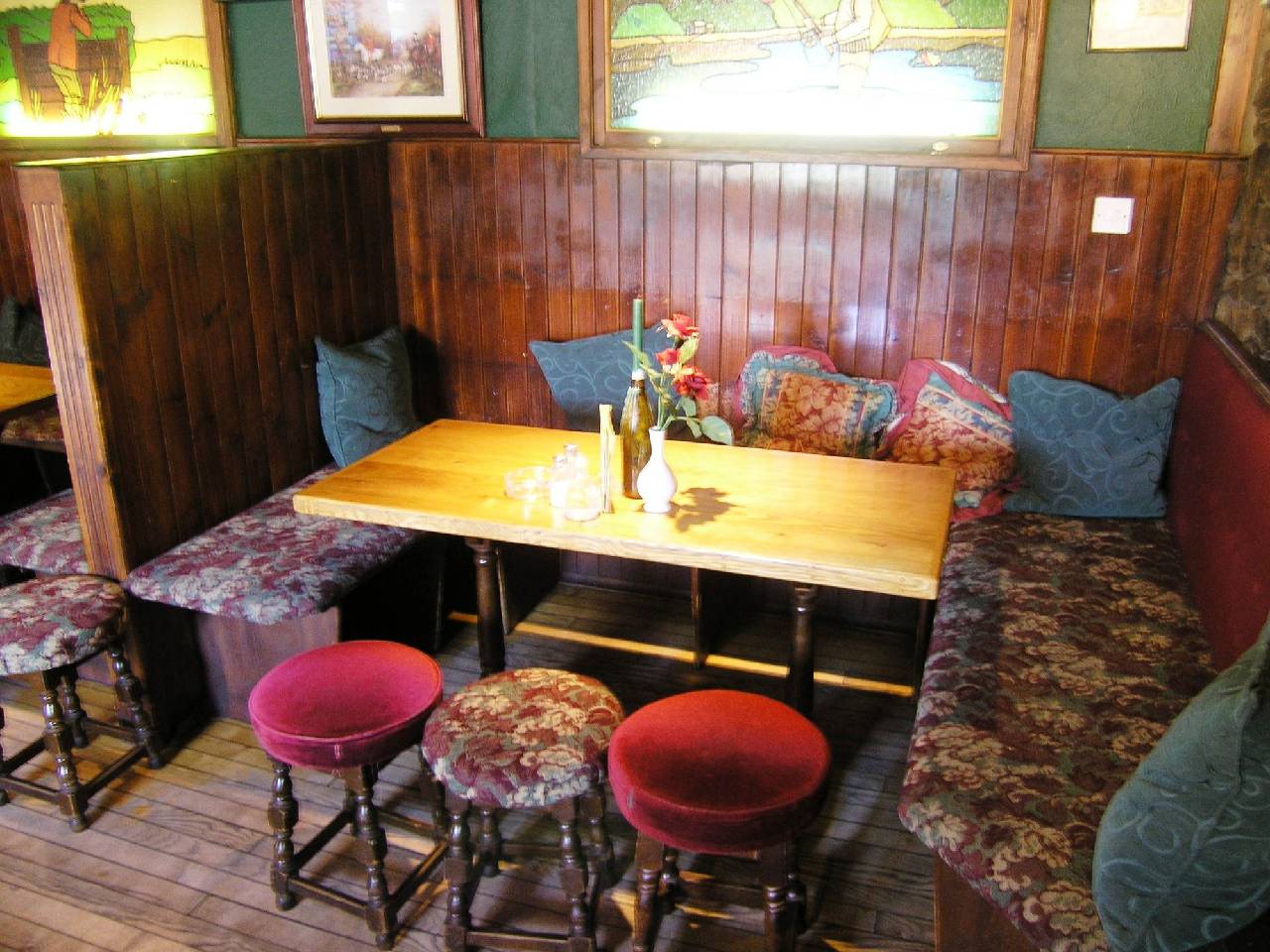 Moulin Hotel (مولین هتل) 