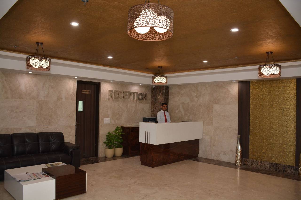 Hide Away Suites 