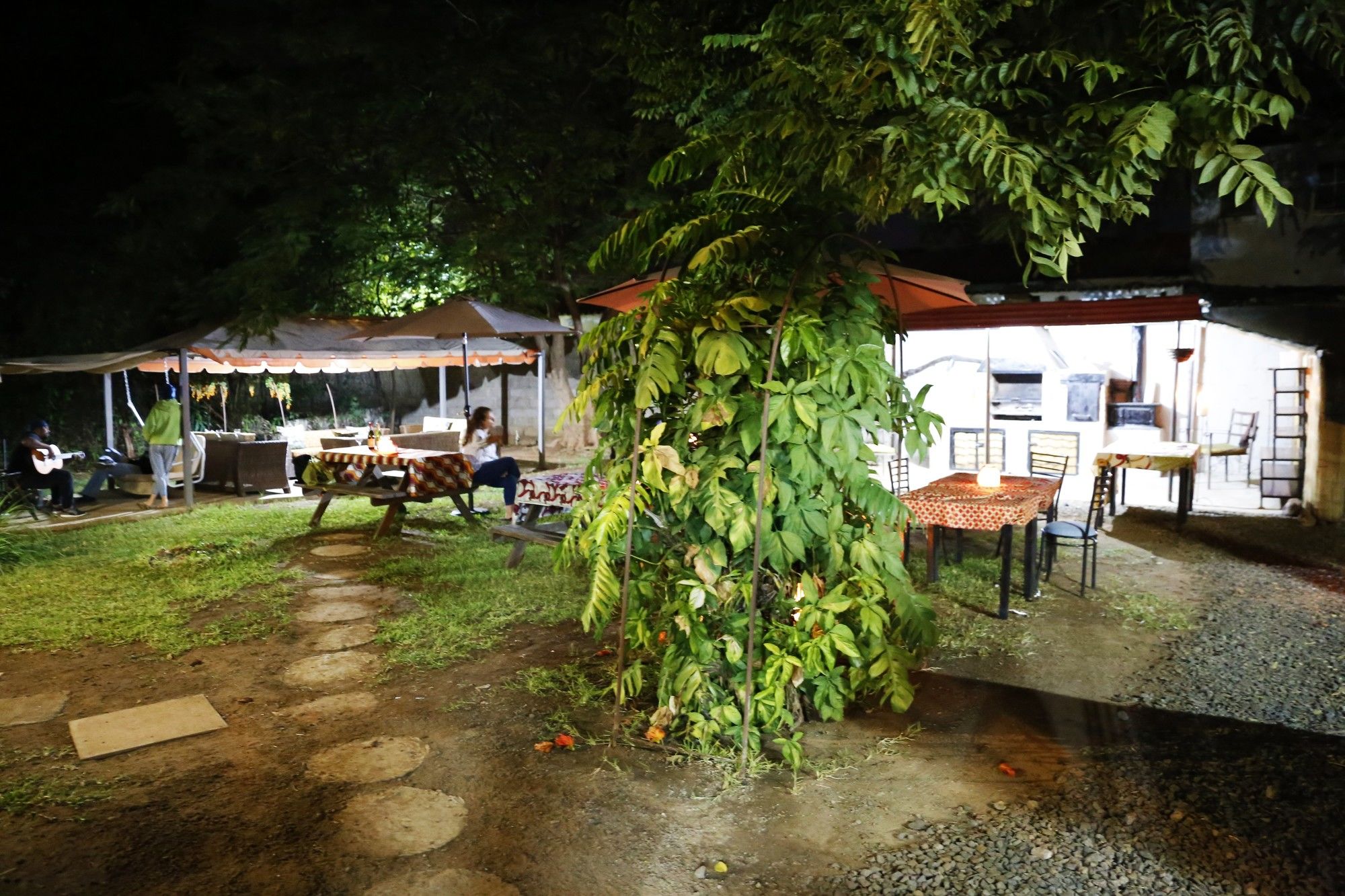 Zig Zag Town Lodge Hostel 