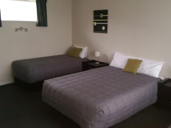 Palm Motel Waihi Guestroom