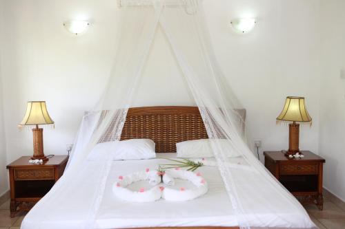 Le Surmer Self Catering Chalets 