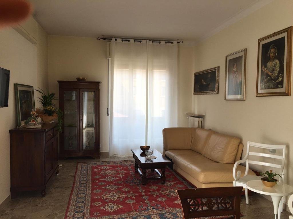 Casa Stimate 