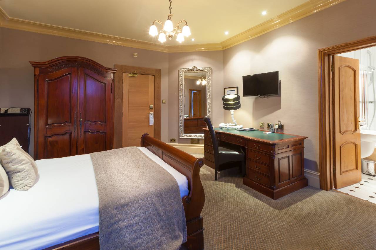 Balmer Lawn Hotel 