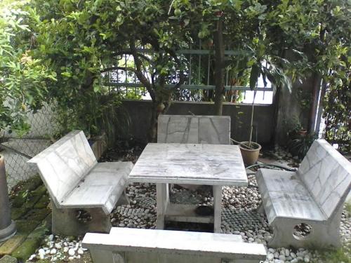 Lee Guest House 