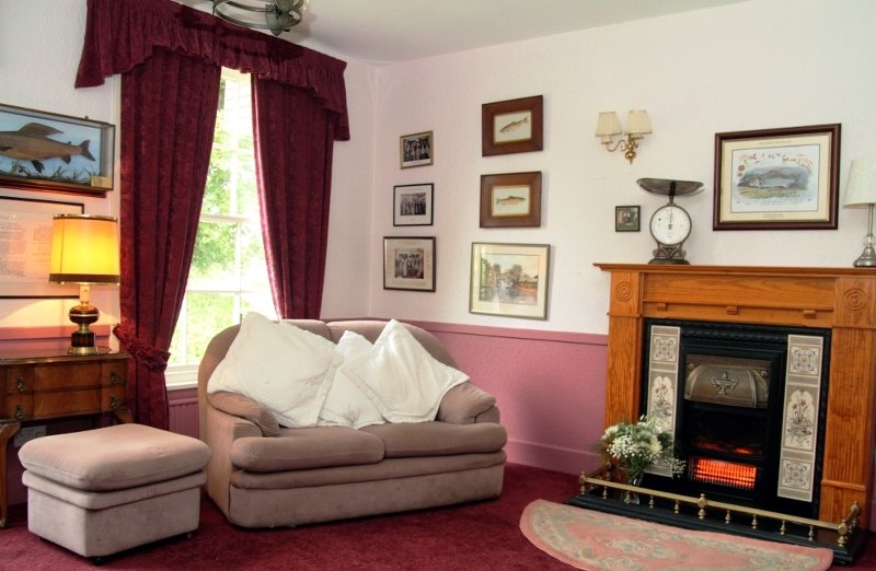 Tankerville Arms Hotel General view