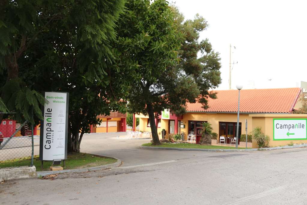 Hotel Campanile Lisbon South Setubal Campanile Setúbal Entrance