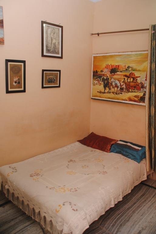 Karina Guest House 