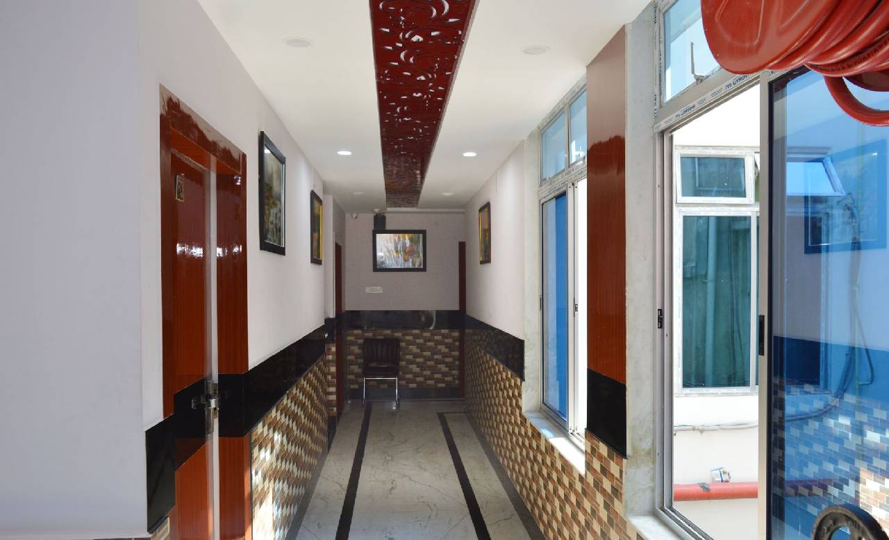 Hotel Biswanath 